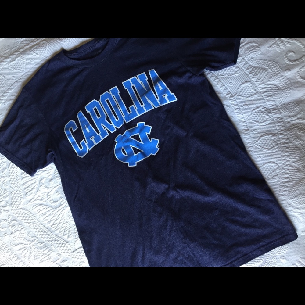 📍SOLD* Carolina Tee
